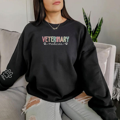Custom Embroidered Vet Tech Sweatshirt Veterinary Technician Gift Personalized Vet Shirt with Paw Print for Appreciation Day