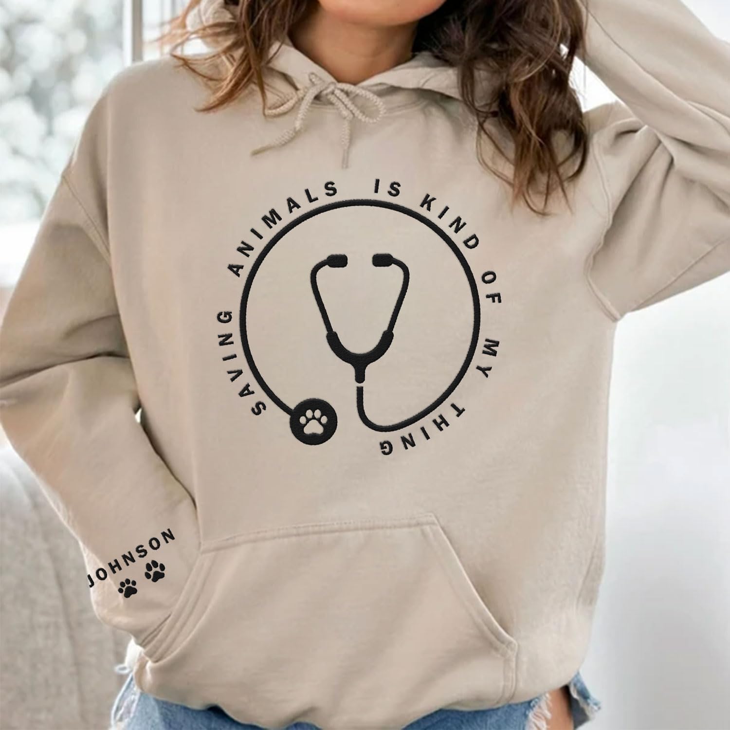 Leeprints Personalized Embroiderd Veterinary Medicine Sweatshirt - Vet Tech Sweater, Veterinarian Gift, Vet Med Staff Gifts