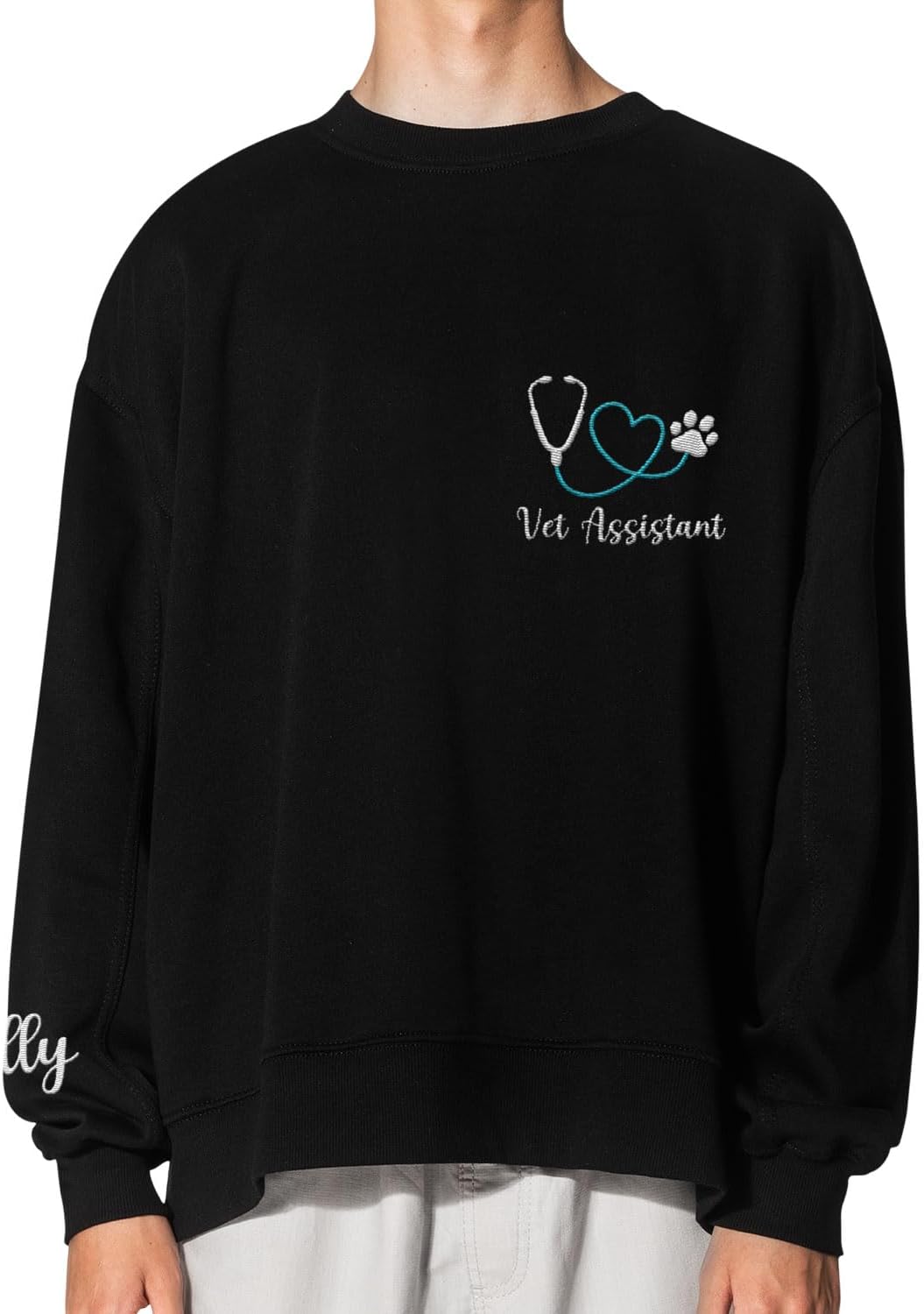 Custom Embroidered Vet Assistant Sweatshirt, Veterinary Medicine Hoodie for Women, Vet Tech Crewneck Gifts for Veterinarian