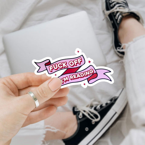 (3pcs) Fuck Off I'm Reading Sticker, I'm Reading Sticker, Book Lover Sticker, Bookish Lover Sticker, Sticker Die-Cut Waterproof Vinyl Sticker for Laptop Water Bottle Phone Window Helmet