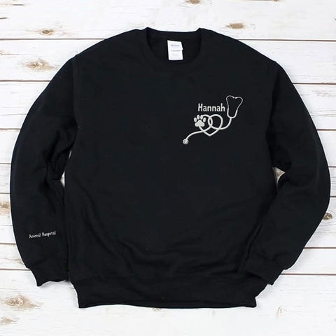 Intenprints Personalized Vet Embroidered Sweatshirt, Veterinarian Shirt with Name, Vet Tech Gift, Stethoscope and Dog Cat Paw