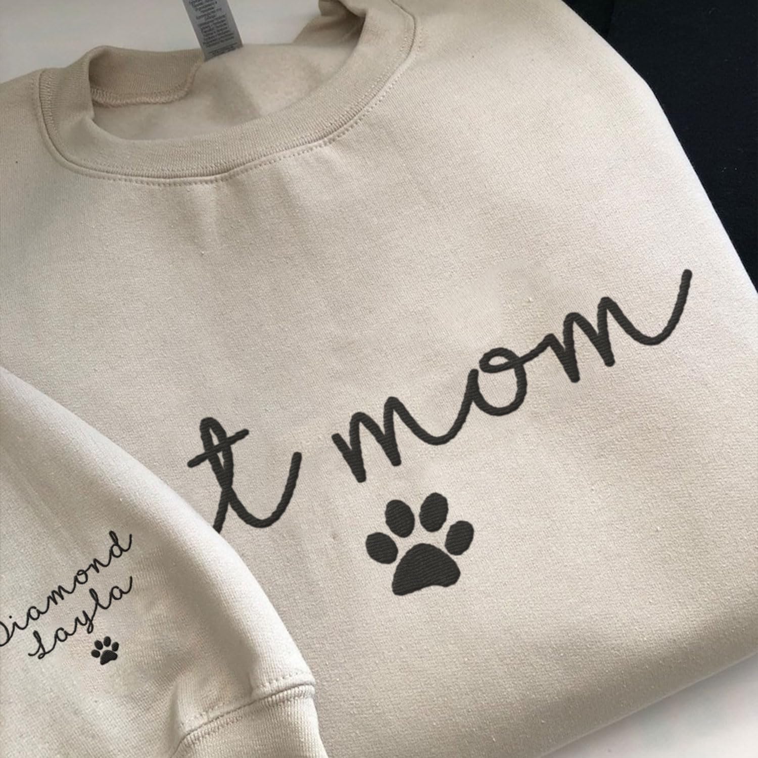 Custom Cat Mom Embroidered Sweatshirt, Personalized Cat Mom Crewneck Sweatshirt for Women, Cat Mama Shirt Gifts (Cotton, SS213)