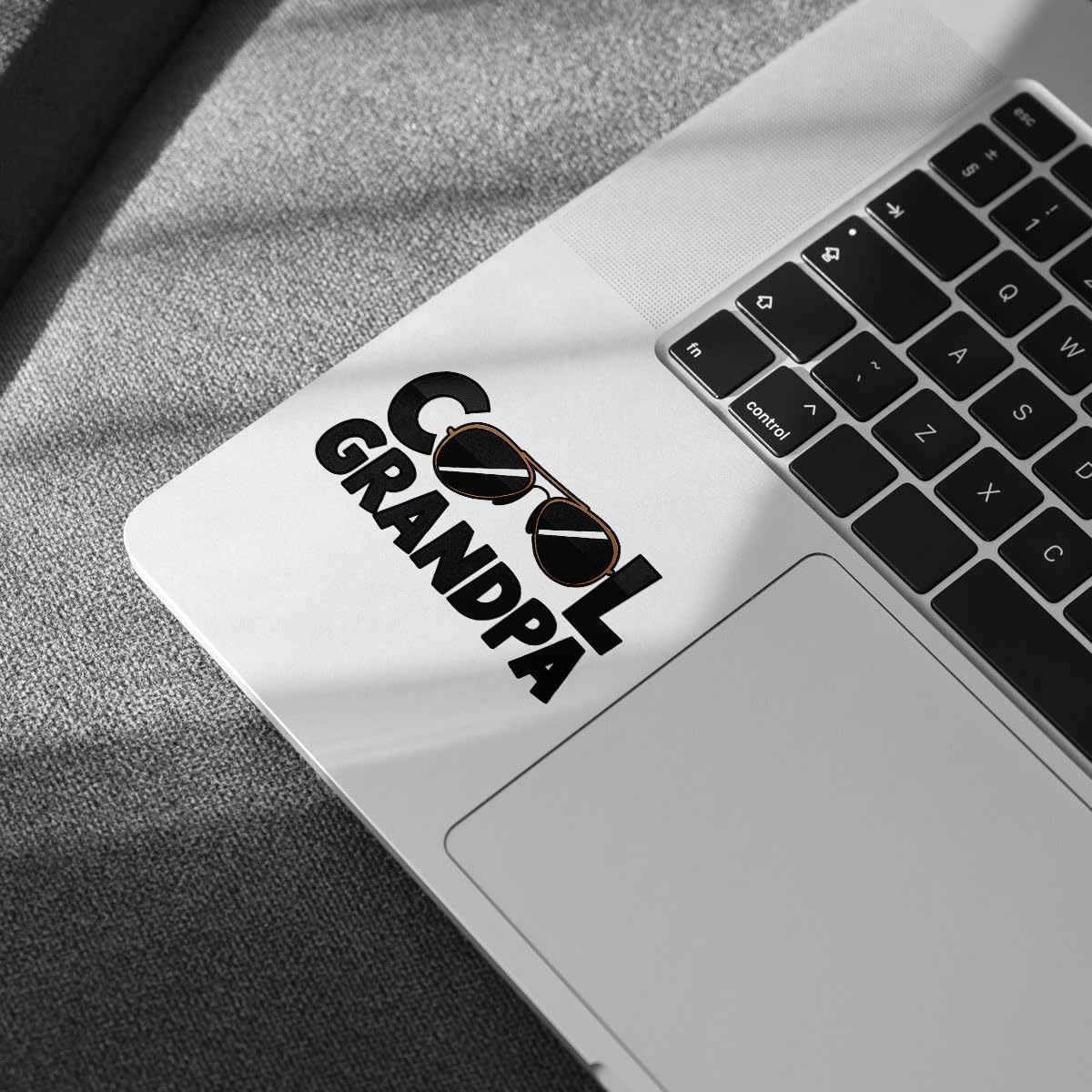 (3Pcs) Cool Grandpa Sunglasses Vinyl Decal Sticker, Cool Papa Bumper Sticker, Grandpa Papa Waterproof Vinyl Sticker, Father's Day Sticker for Dad - Sticker for Laptop Water Bottle Phone Hard Hat 3"