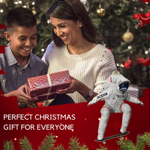 Personalized Astronaut Kids Christmas Ornament Custom Name Astronaut Christmas Tree Wood Plastic Ornament Ornament for Christmas Tree Xmas Home Decoration Gifts for Boys Children Space (ATN3)