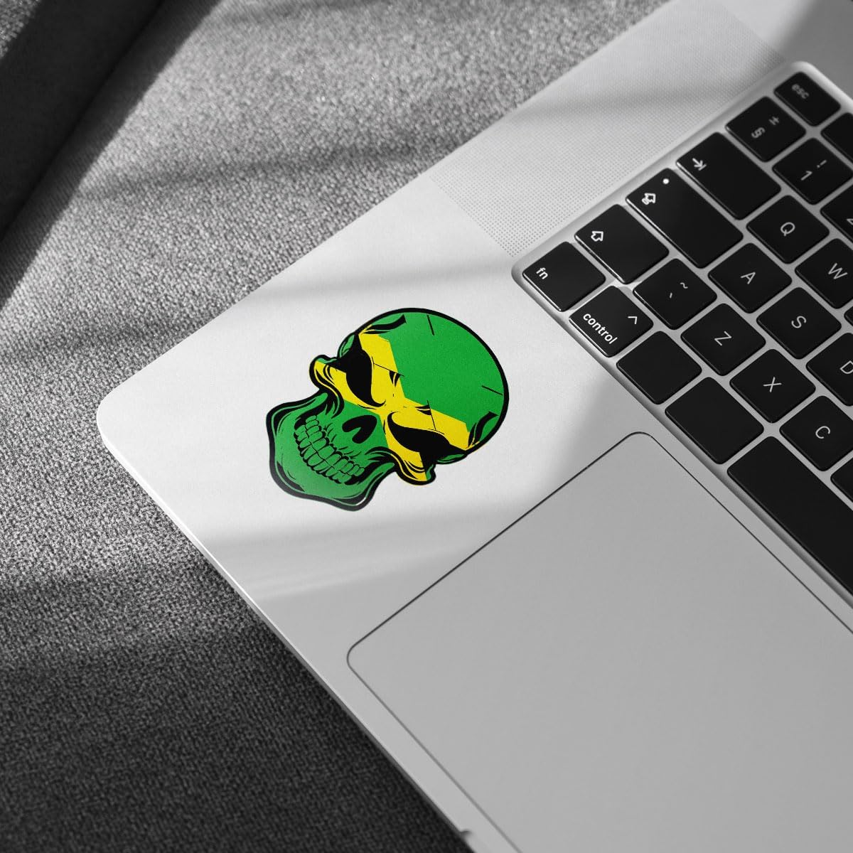 (3Pcs) Jamaica Skull Sticker, Jamaica Flag Decal, Jamaica Assesories, Skull Bumper Stickers for Cars, Jamaican Flag Skull Vinyl Sticker - Stickers for Laptop Water Bottle Phone Car Window Helmet 3"