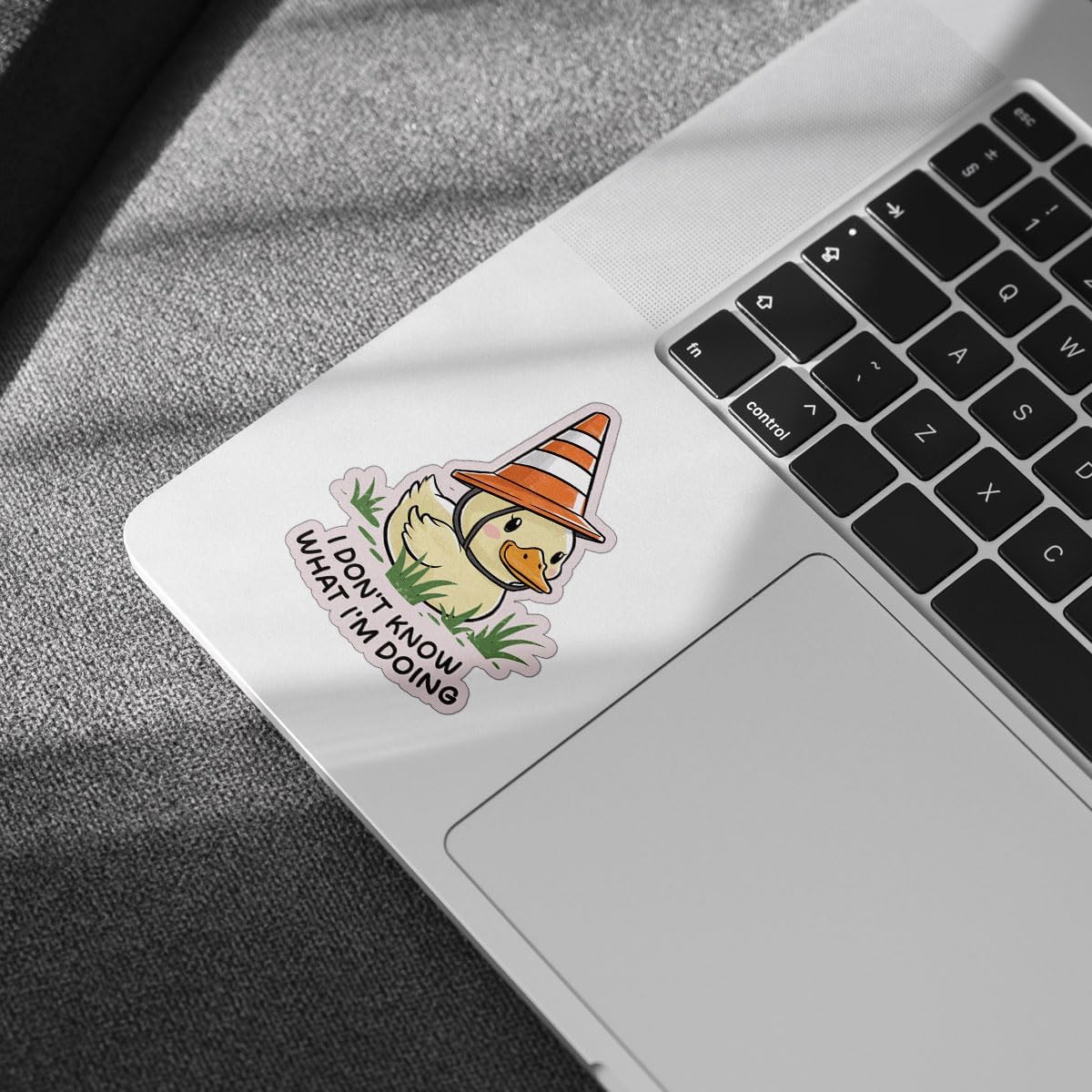 3Pcs I Don't Know What I'm Doing Duck Sticker, I Have No Idea What I'm Doing Bumper Sticker, Fun Yellow Duck with Hat Sticker, Sarcastic Sticker - Stickers for Laptop Water Bottle Phone Car Helmet 3"