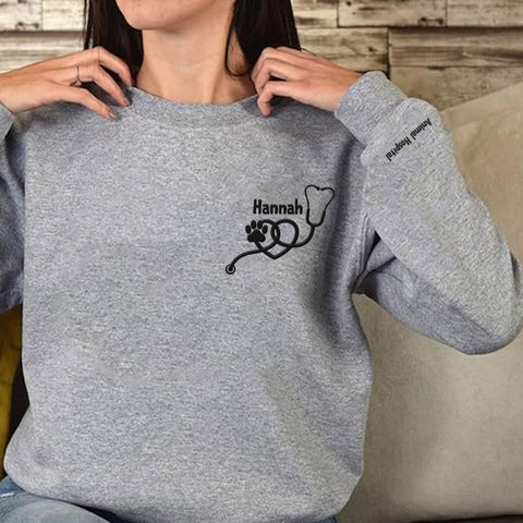Intenprints Personalized Vet Embroidered Sweatshirt, Veterinarian Shirt with Name, Vet Tech Gift, Stethoscope and Dog Cat Paw