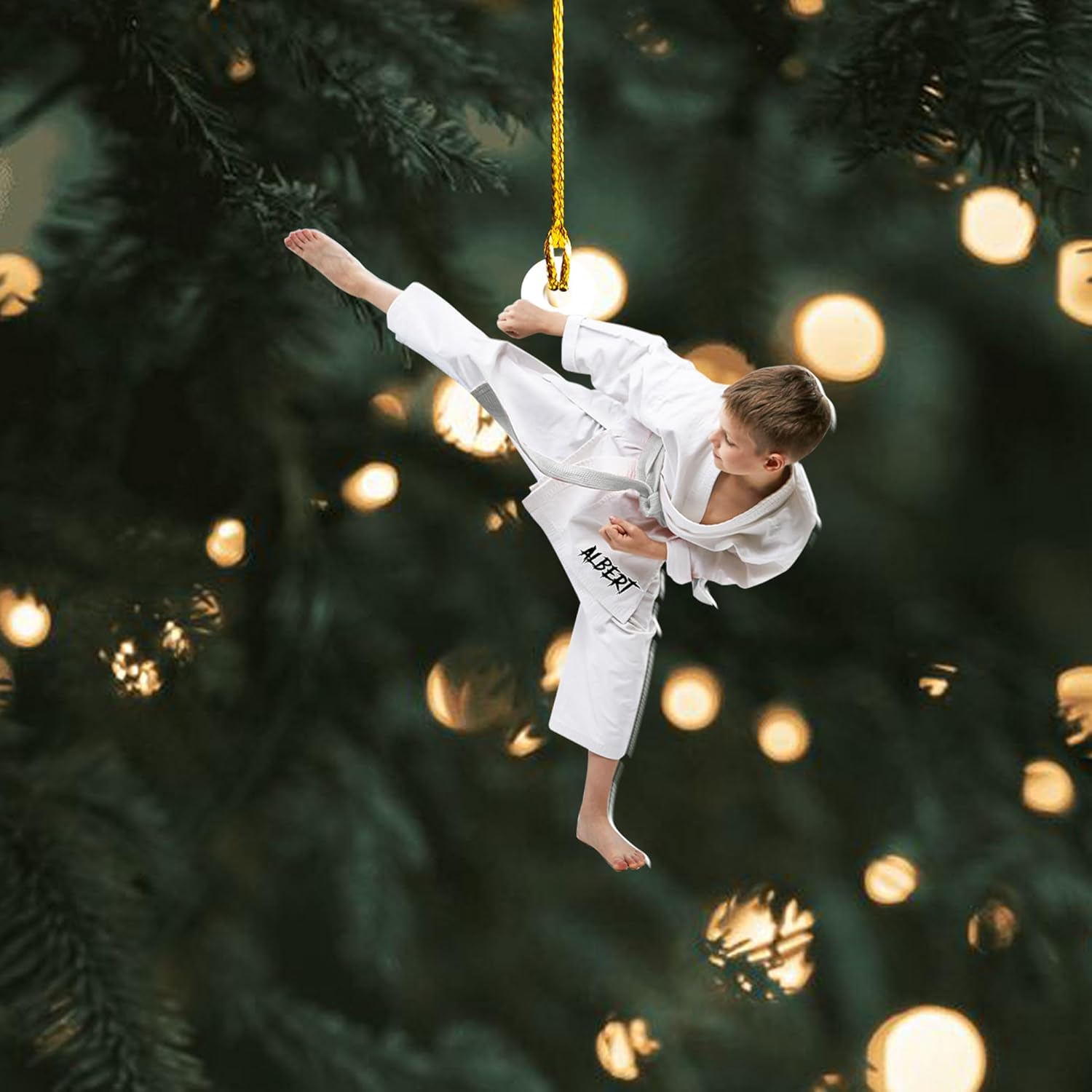 Personalized Name Karate Ornaments for Christmas Tree, Custom Wood Karate Christmas Ornament for Xmas Karate Gift for Karate Sensei Instructor Wood Ornaments Hanging Decoration (KRT71)