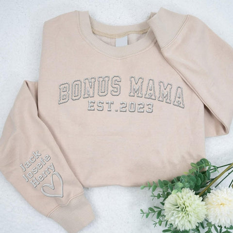 Personalized Bonus Mama Embroidered Sweatshirt, Bonus Mom Sweatshirt for Stepmom Step Mama Gifts Mother's Day 2024 (Cotton, SS183), Small-5X-Large