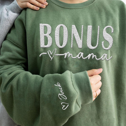 Riveprints Personalized Bonus Mama Embroidered Sweatshirt, Bonus Mom Sweatshirt for Stepmom Step Mama Gifts Mother's Day 2024
