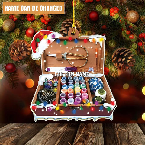 Riveprints Personalized Sewing Machine Christmas Ornament, Custom Sewing Ornament Christmas Tree Decor, Sewing Flower Machine Ornament, Gifts for Sewing Lovers, Grandma, Wife, Her, Aunt (ON387)